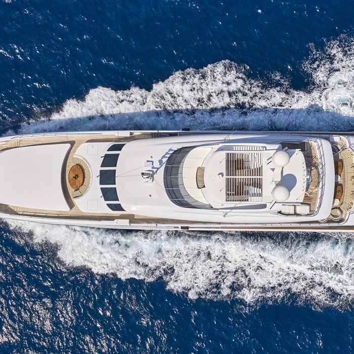 Bilmar yacht exterior 2