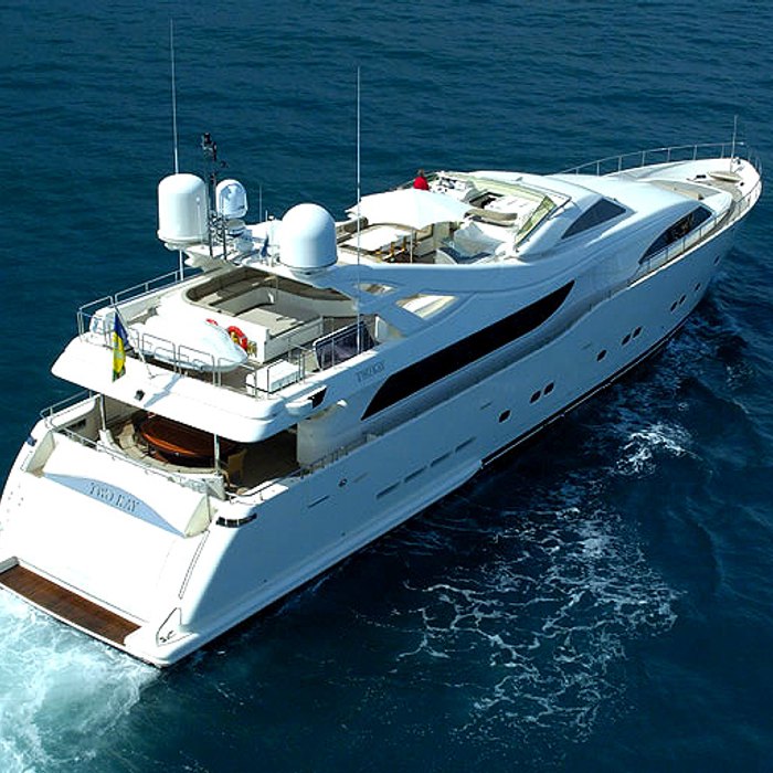 Two Kay yacht exterior 2