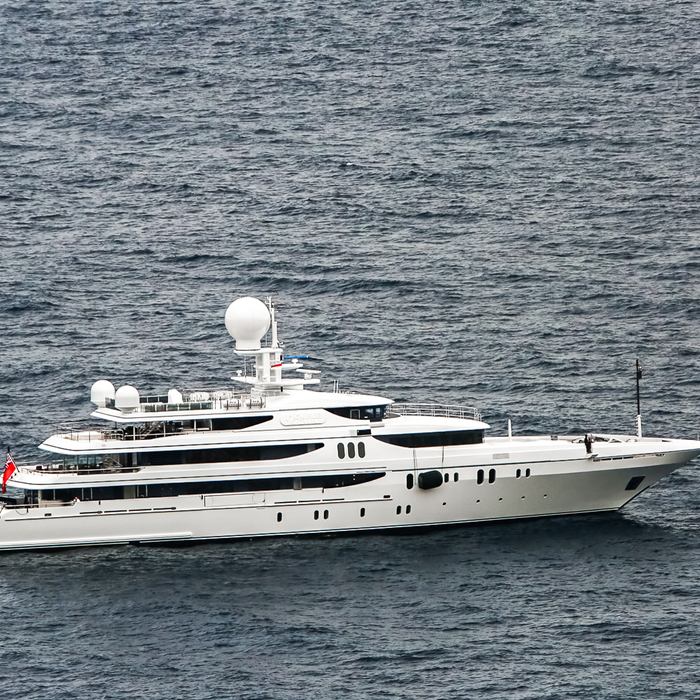 Joia The Crown Jewel yacht exterior 2