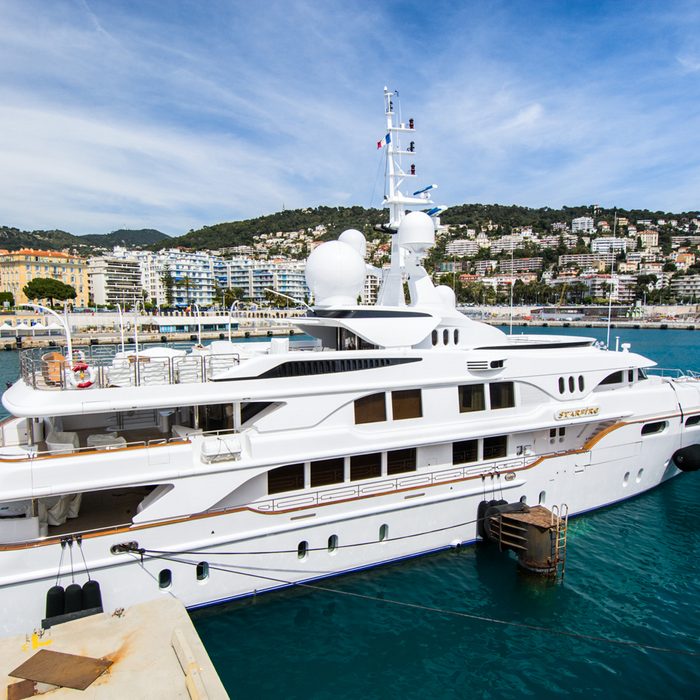 Dumb Luck yacht exterior 2