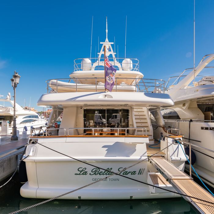 La Bella Sara III yacht exterior 11