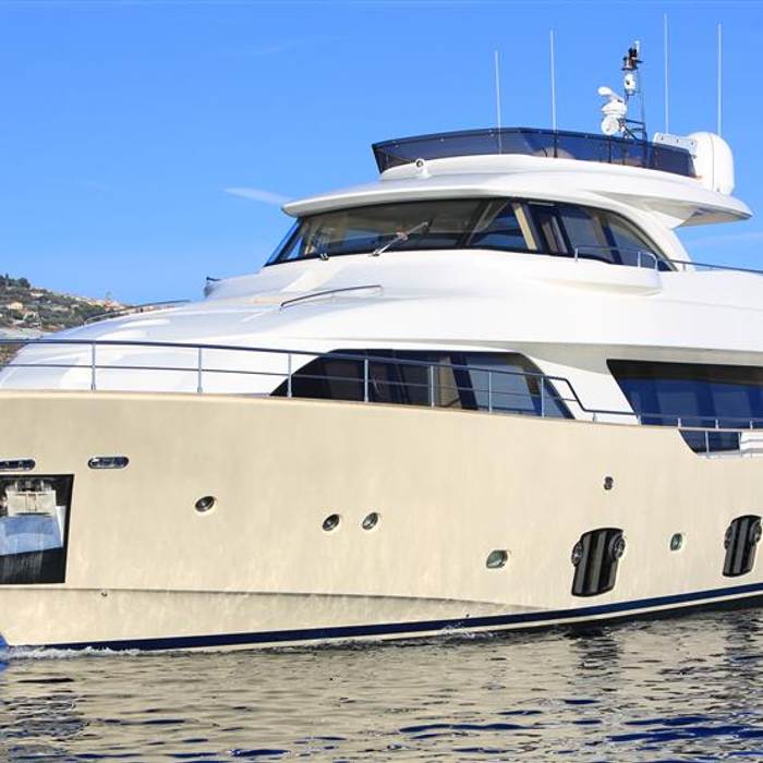 Disparate yacht exterior 2