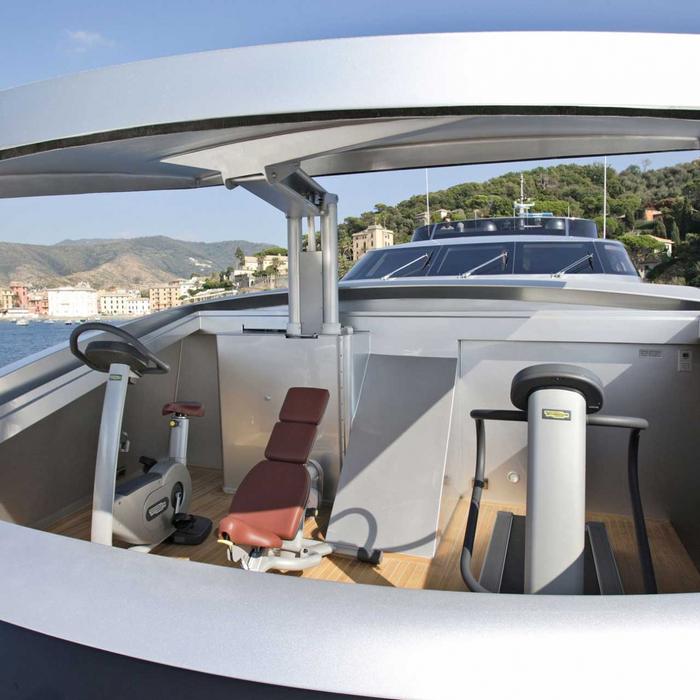 Anavi yacht exterior 2