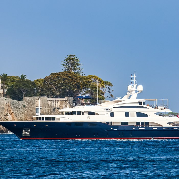 Next Chapter yacht exterior 2