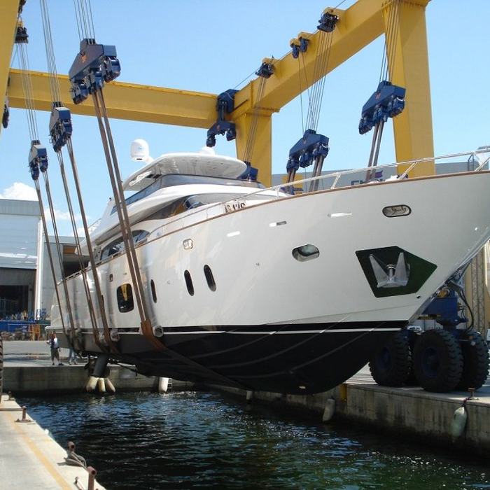 Efficient Propulsion yacht exterior 2