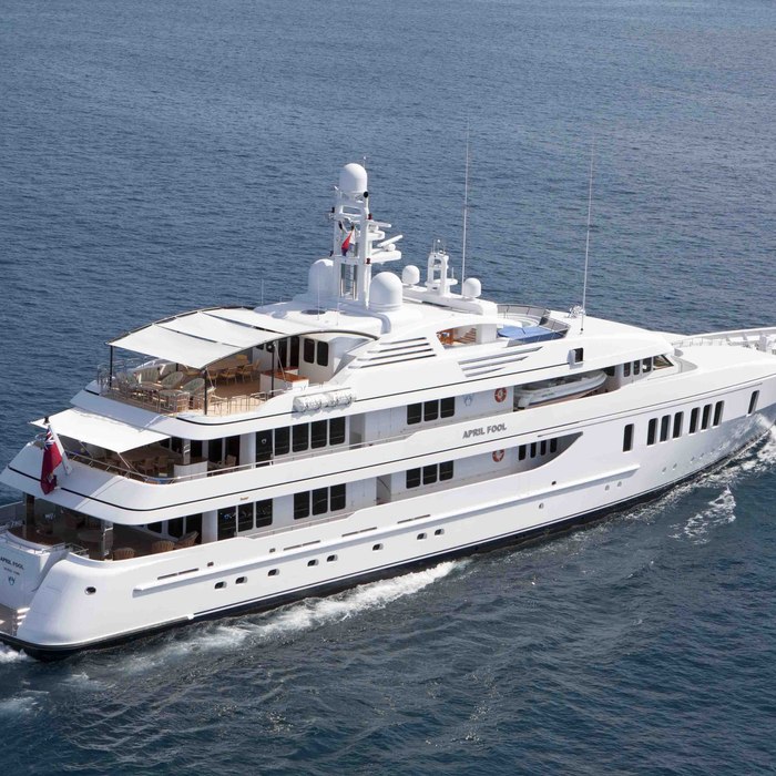 Samadhi yacht exterior 2