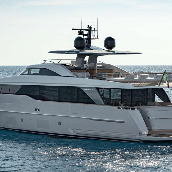Sal yacht exterior 2
