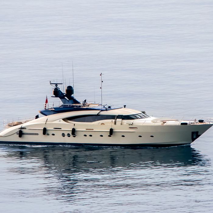 AK Royalty yacht exterior 2