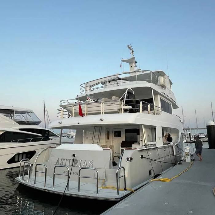 Asturias yacht exterior 2