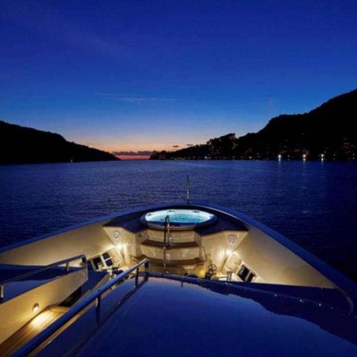 Amara yacht exterior 27