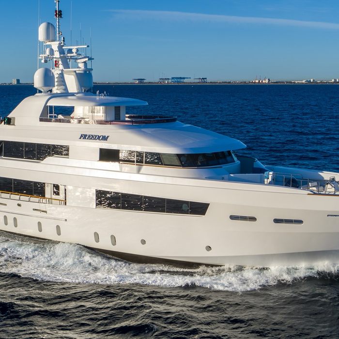 Valhalla yacht exterior 2
