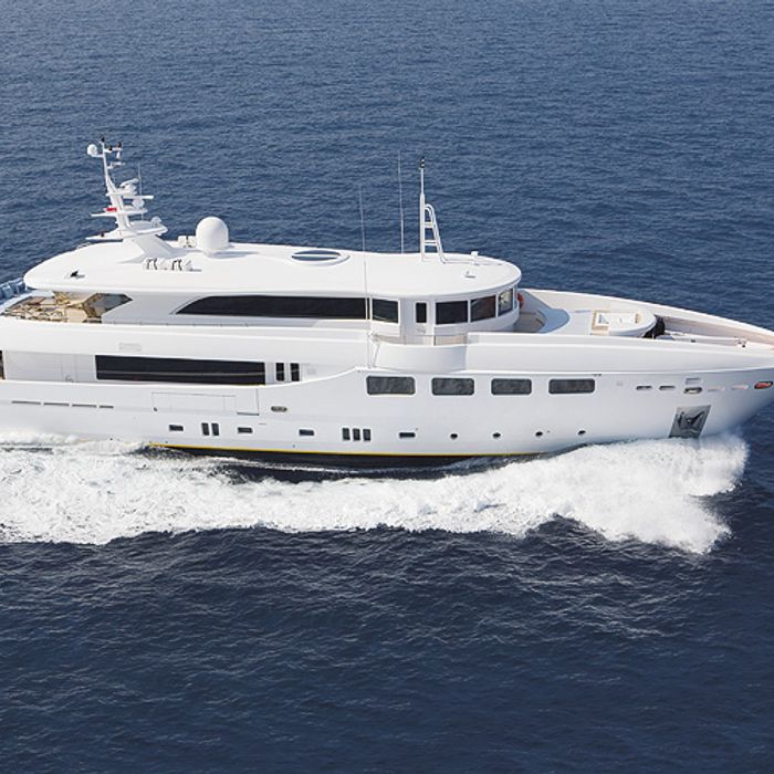 Ulysses yacht exterior 31