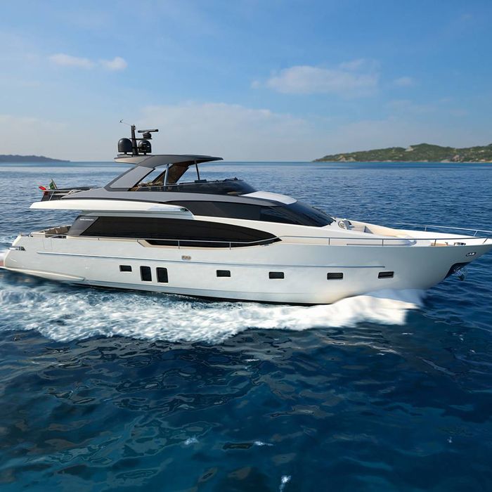 Secundus yacht exterior 2
