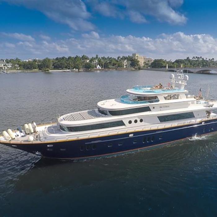 Star Sapphire yacht exterior 2