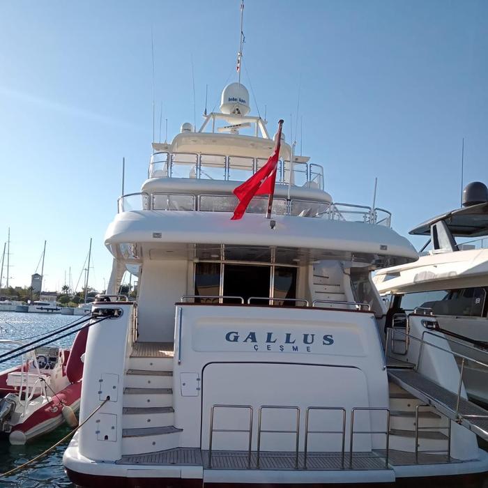 Gallus yacht exterior 2