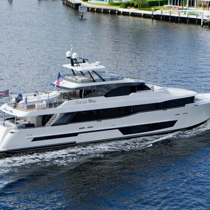 Eileen's Way yacht exterior 2