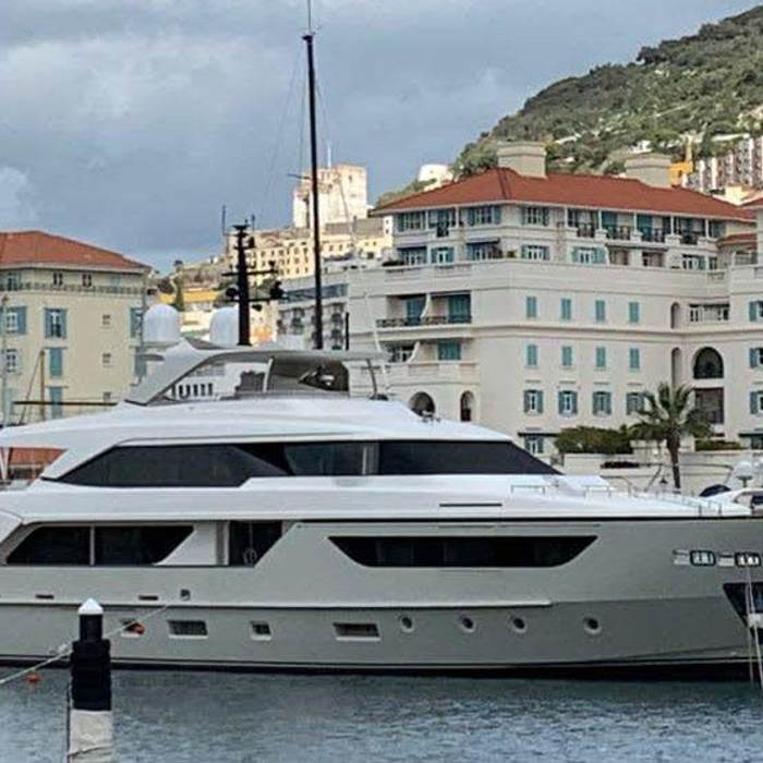 Supernova yacht exterior 2