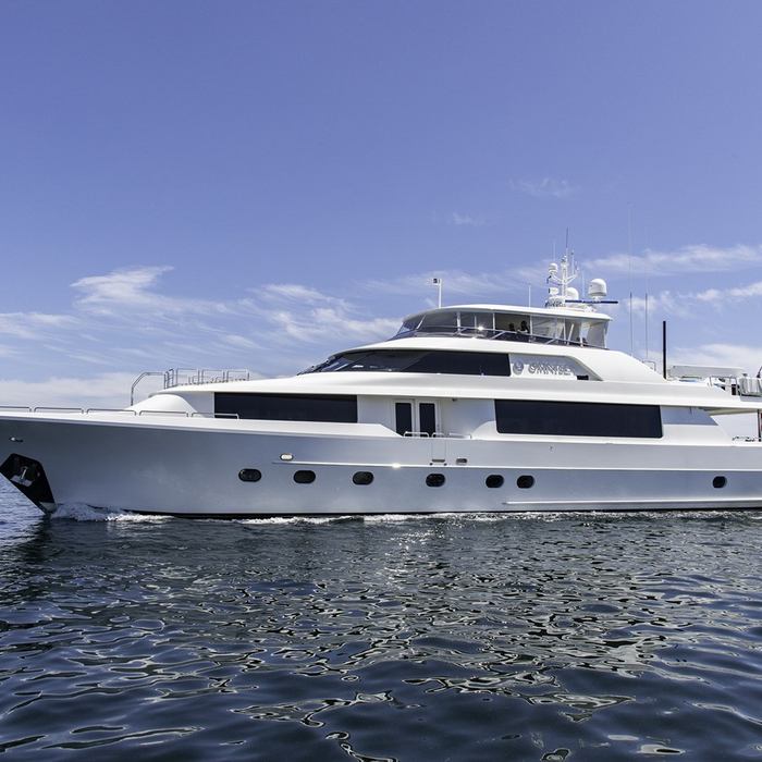 Ad Lib yacht exterior 2