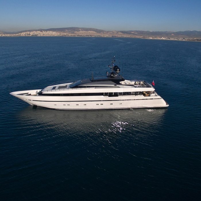 Asteri yacht exterior 2