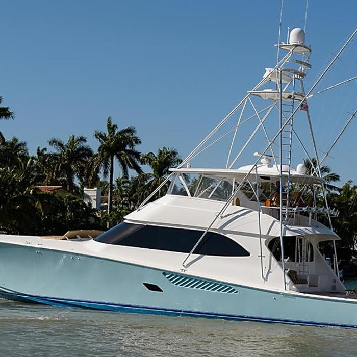 Blu Frog yacht exterior 2