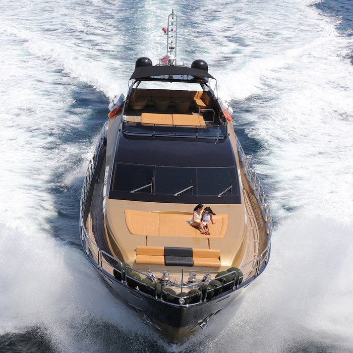 Claremont yacht exterior 2