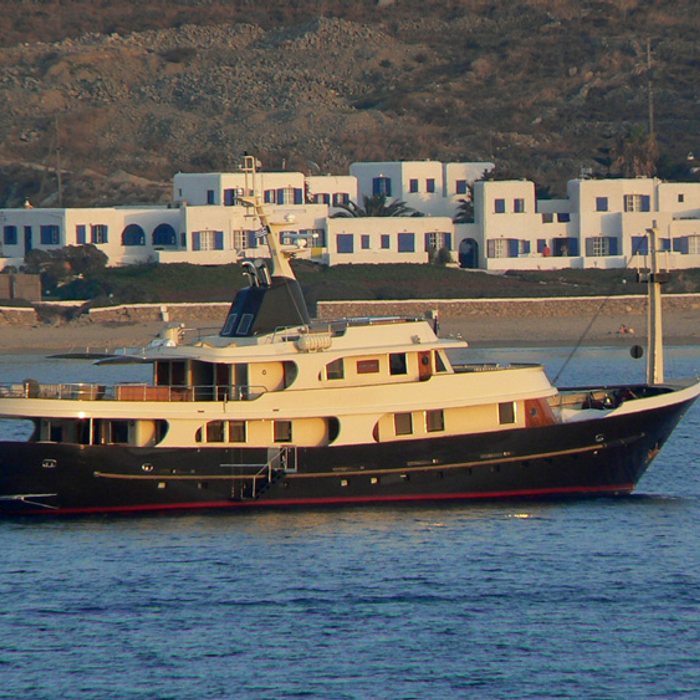Meserret yacht exterior 2
