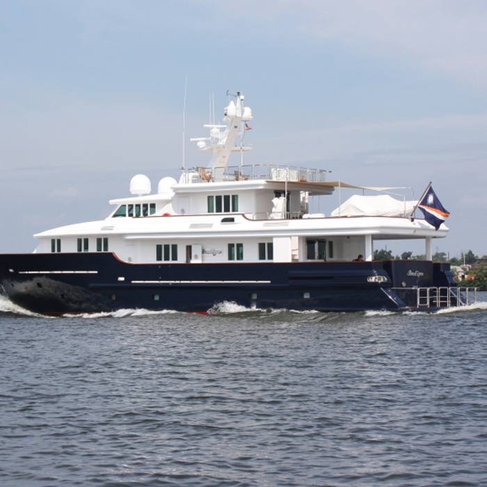 Indigo yacht exterior 2