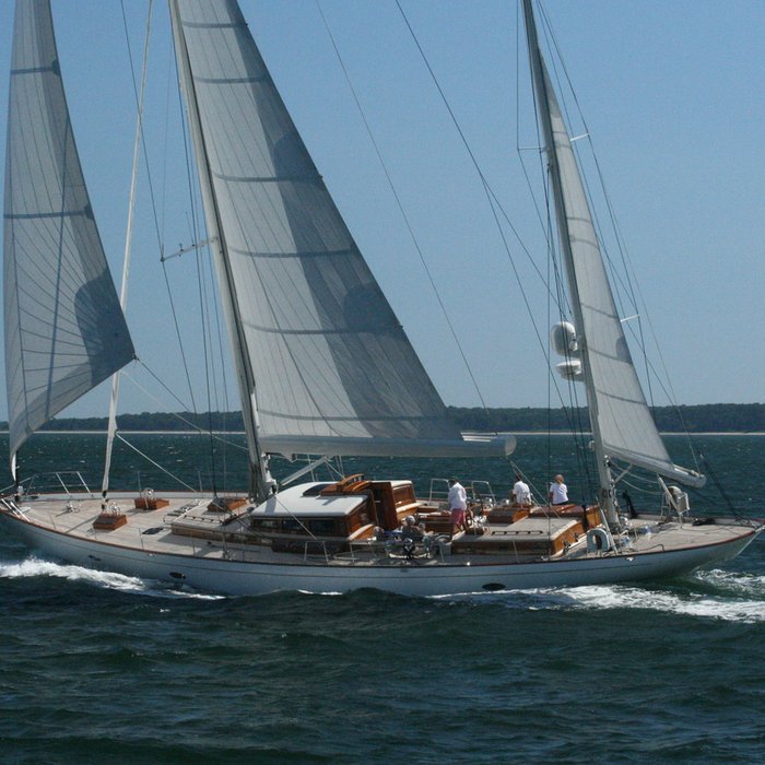 Bequia yacht exterior 2