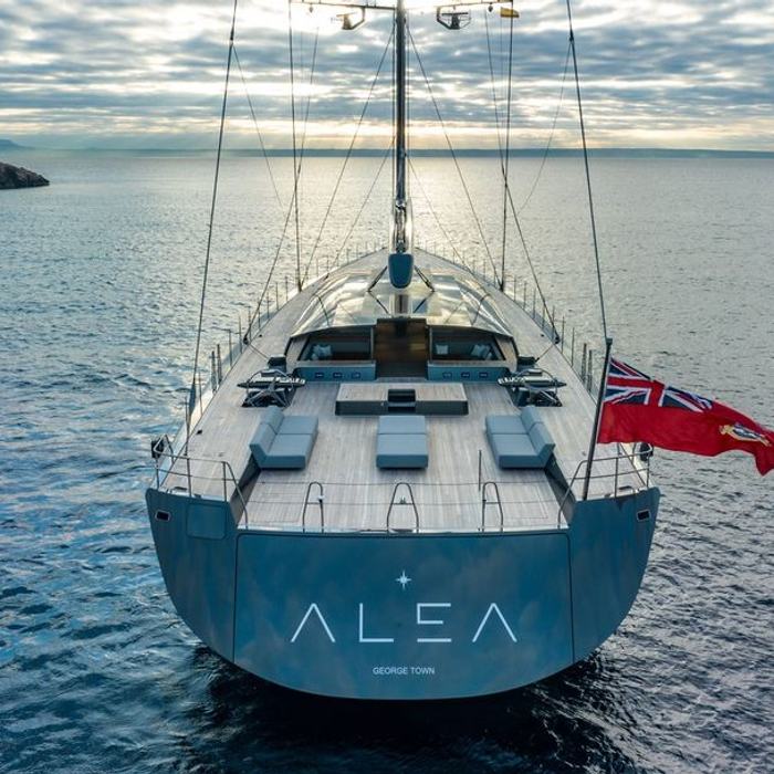 Alea yacht exterior 2
