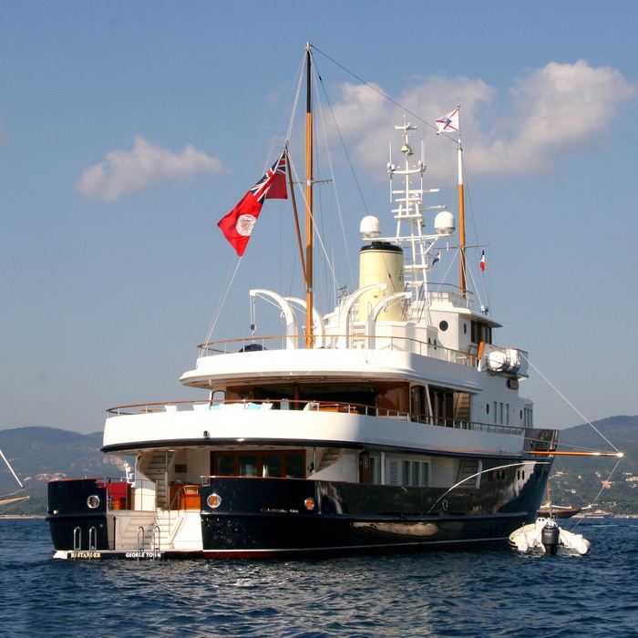 Bystander yacht exterior 4