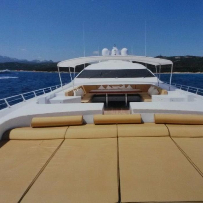 Sea Pearl yacht exterior 2