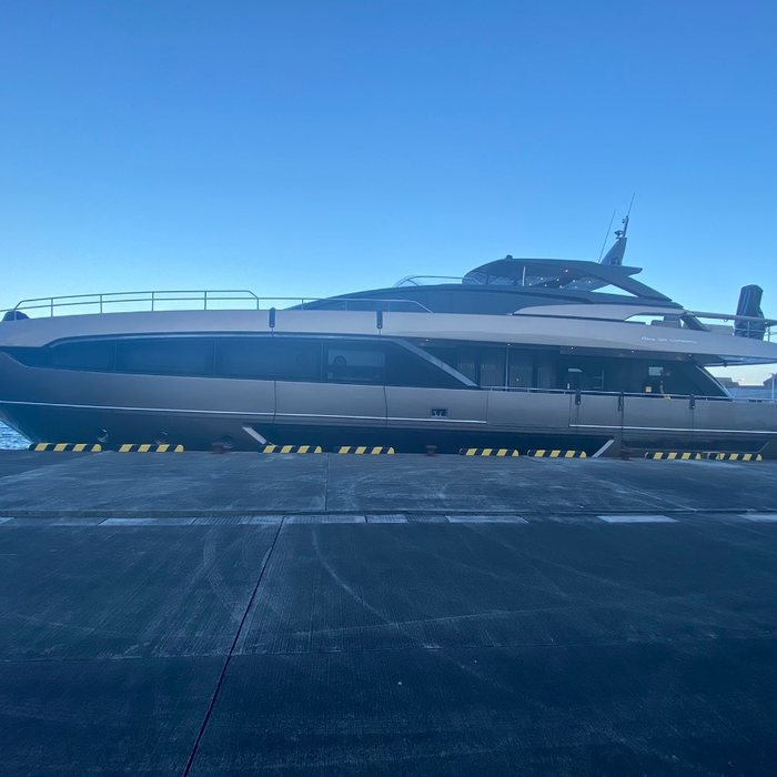 Sea Kumark III yacht exterior 2