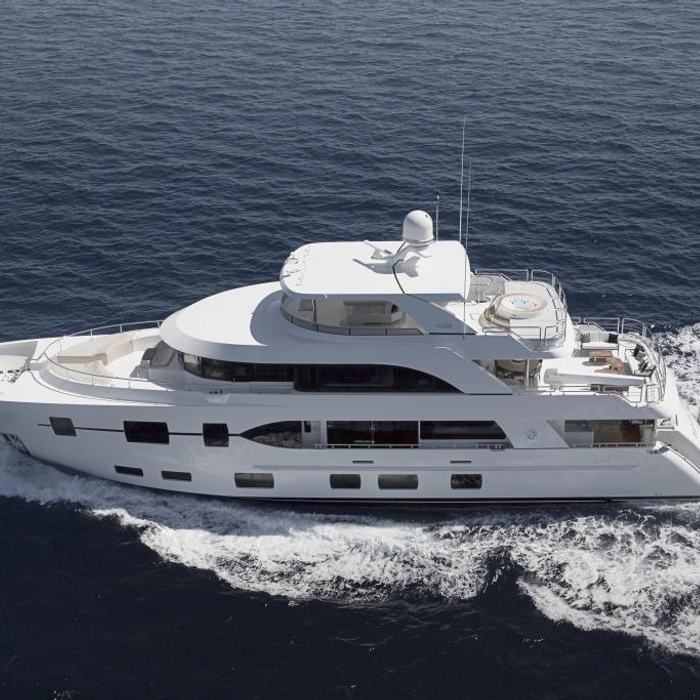 Wreckless yacht exterior 2