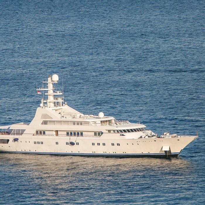 Grand Ocean yacht exterior 2