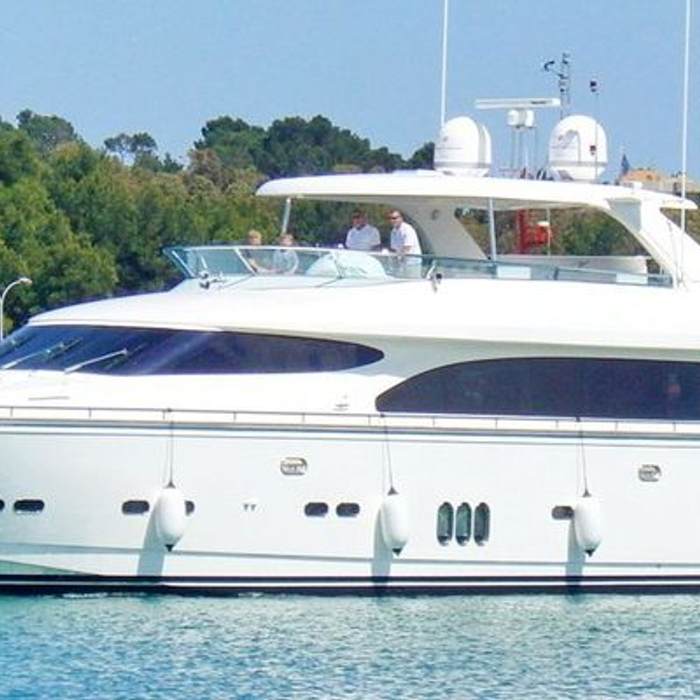 Espresso yacht exterior 2