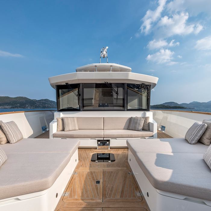 Lady Stefani yacht exterior 2