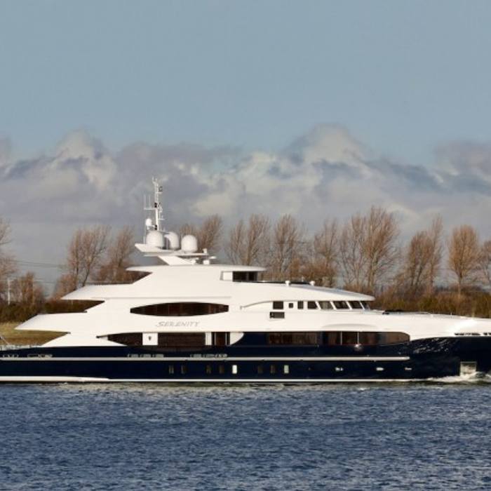 South yacht exterior 2