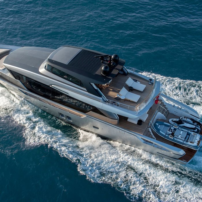 Hard 8 yacht exterior 2