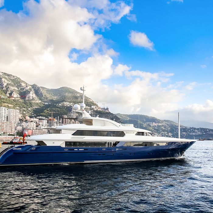 Mary-Jean II yacht exterior 2