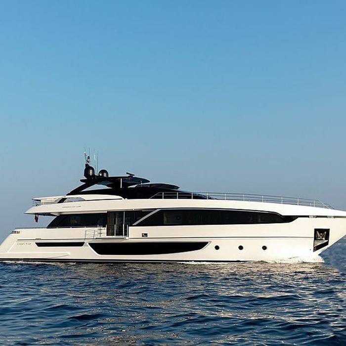 Raph Seven II yacht exterior 2