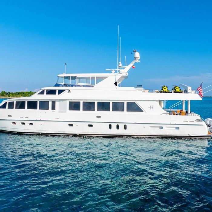 Done Deal yacht exterior 2