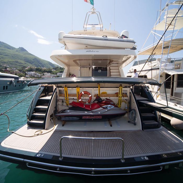 Zia Canaia yacht exterior 2