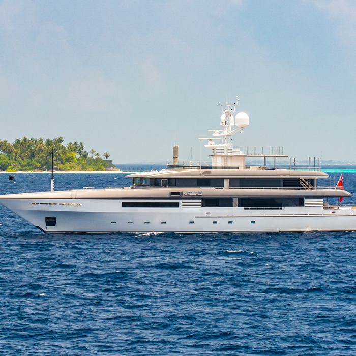 Atlas yacht exterior 2