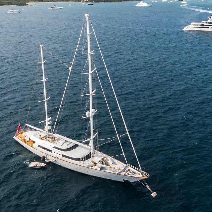 Taouey yacht exterior 2
