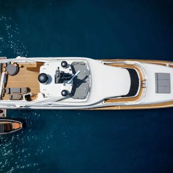 Ariela yacht exterior 2