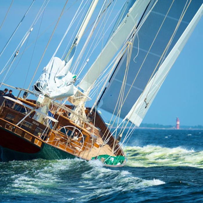 Hetairos yacht exterior 3