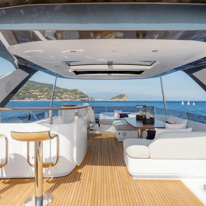 Prewi yacht interior 2