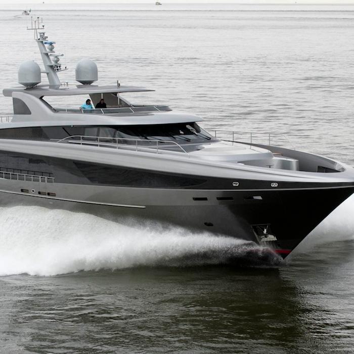Smooth Operator yacht exterior 2