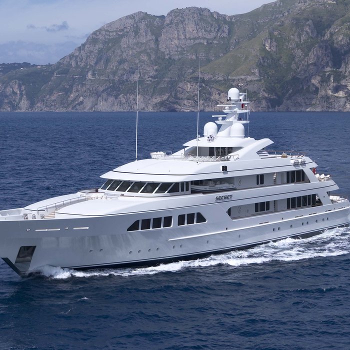 Majestic yacht exterior 61