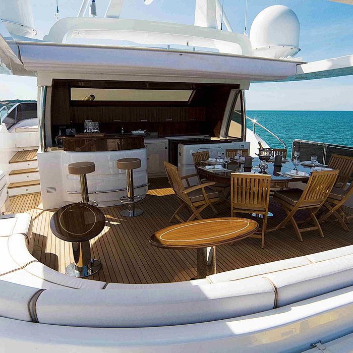 Farfallina yacht exterior 3